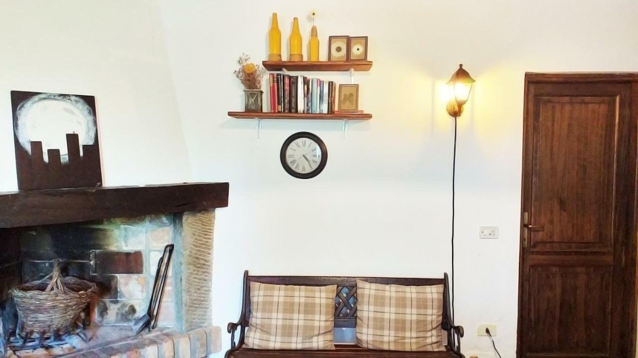 Hostal La Vecchia Fornace Cortona Exterior foto